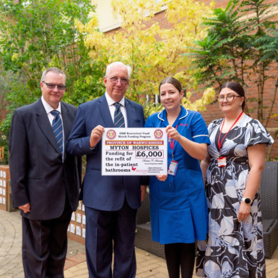 Warwickshire Masons support Hospices in Crisis